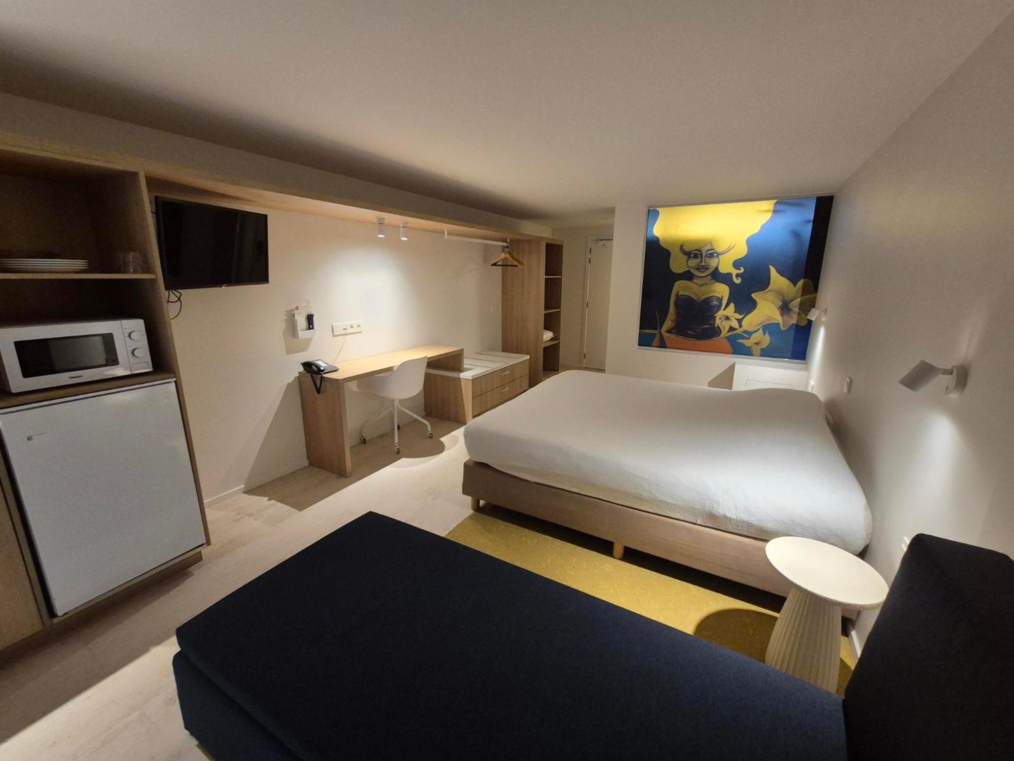 Hotel Corbie Geel Extérieur photo