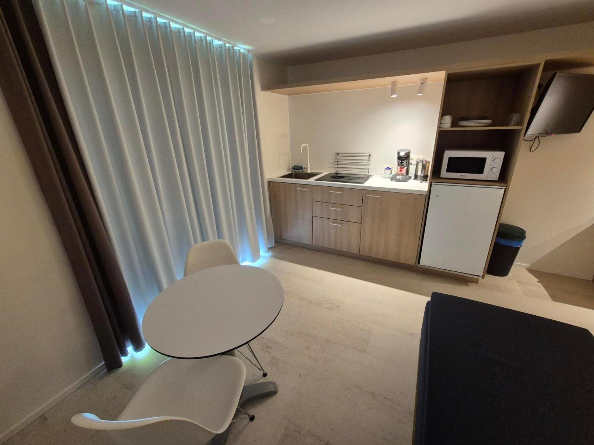 Hotel Corbie Geel Extérieur photo