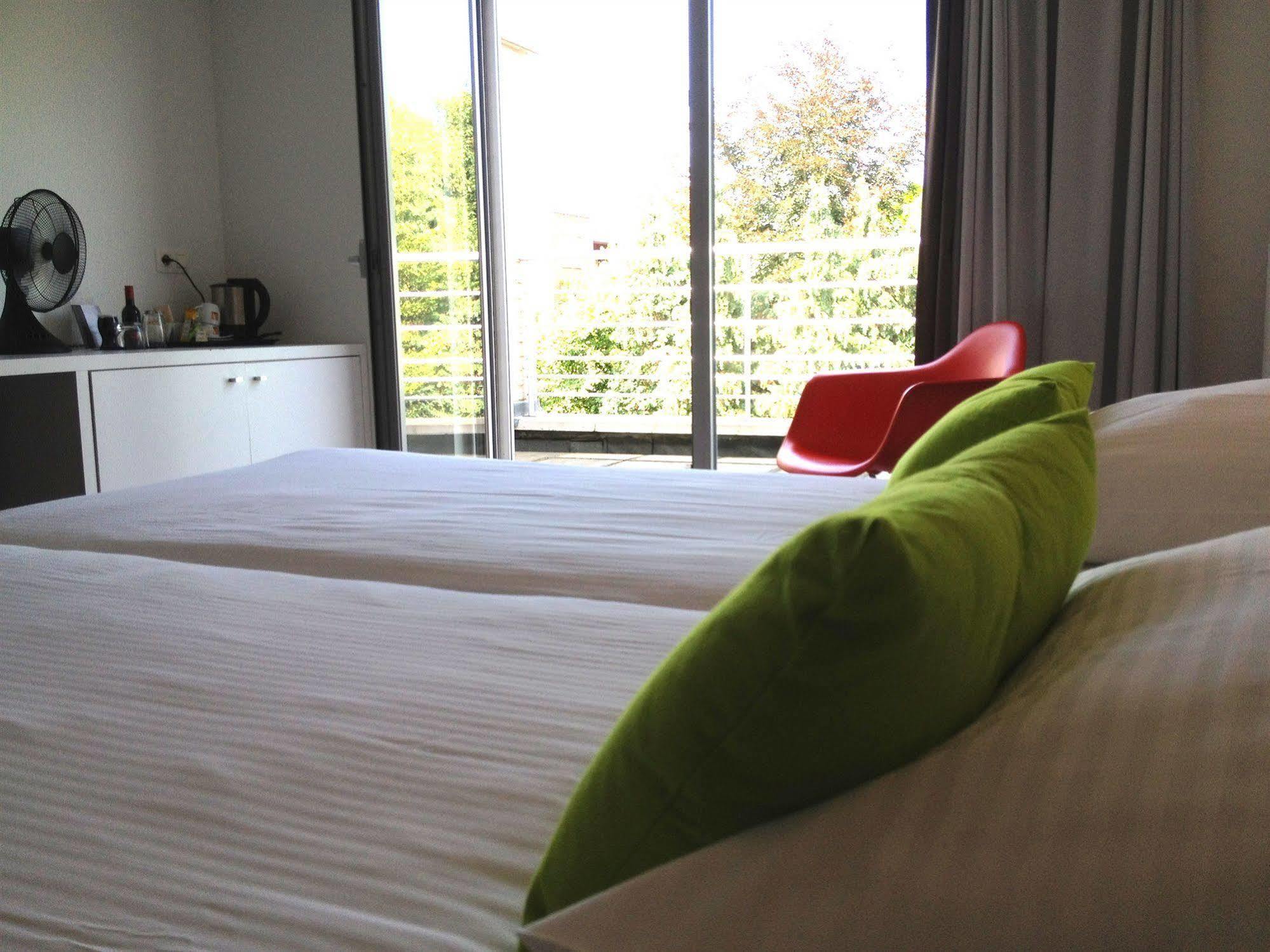 Hotel Corbie Geel Extérieur photo