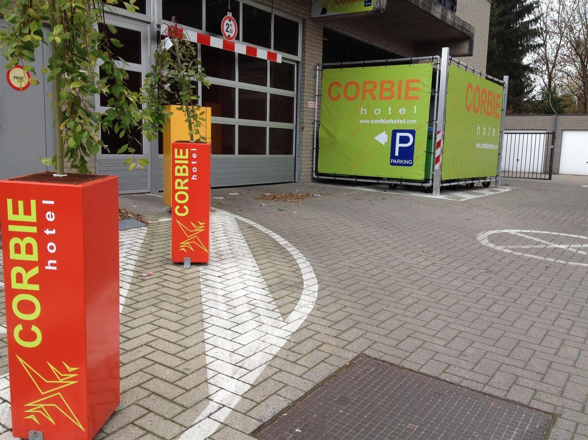 Hotel Corbie Geel Extérieur photo